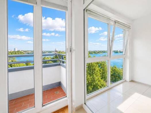 Wohnung zum Kauf 260.000 € 2 Zimmer 65 m² 6. Geschoss Spandau Berlin 13587