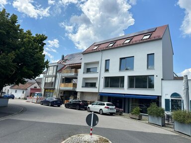 Wohnung zur Miete 1.280 € 3 Zimmer 100 m² 1. Geschoss frei ab sofort Hallstraße 2 Neumarkt Neumarkt in der Oberpfalz 92318