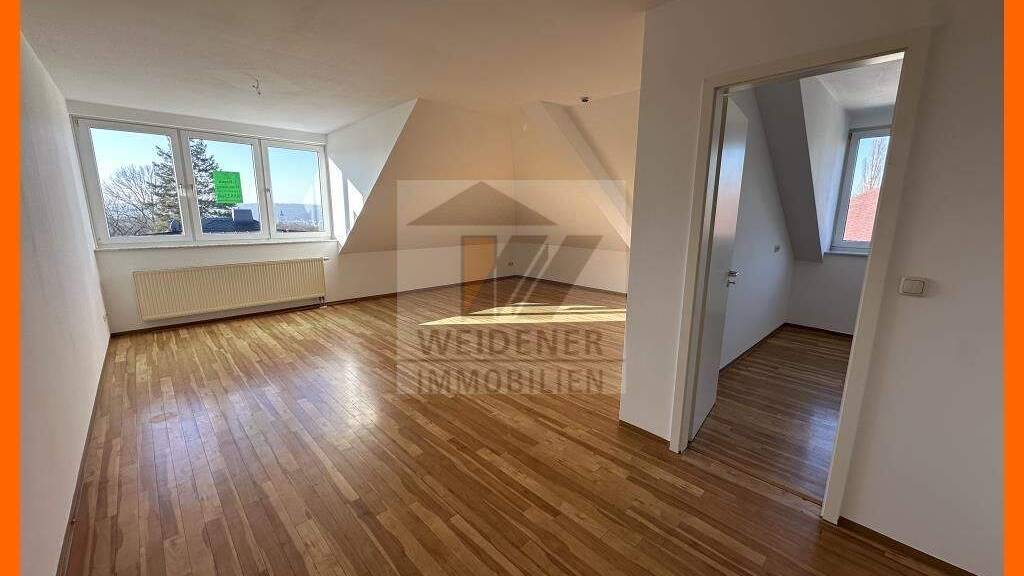 Wohnung zur Miete 455 € 2 Zimmer 65 m² 2. Geschoss frei ab sofort Hebbelstraße 23 Ostviertel Gera 07546