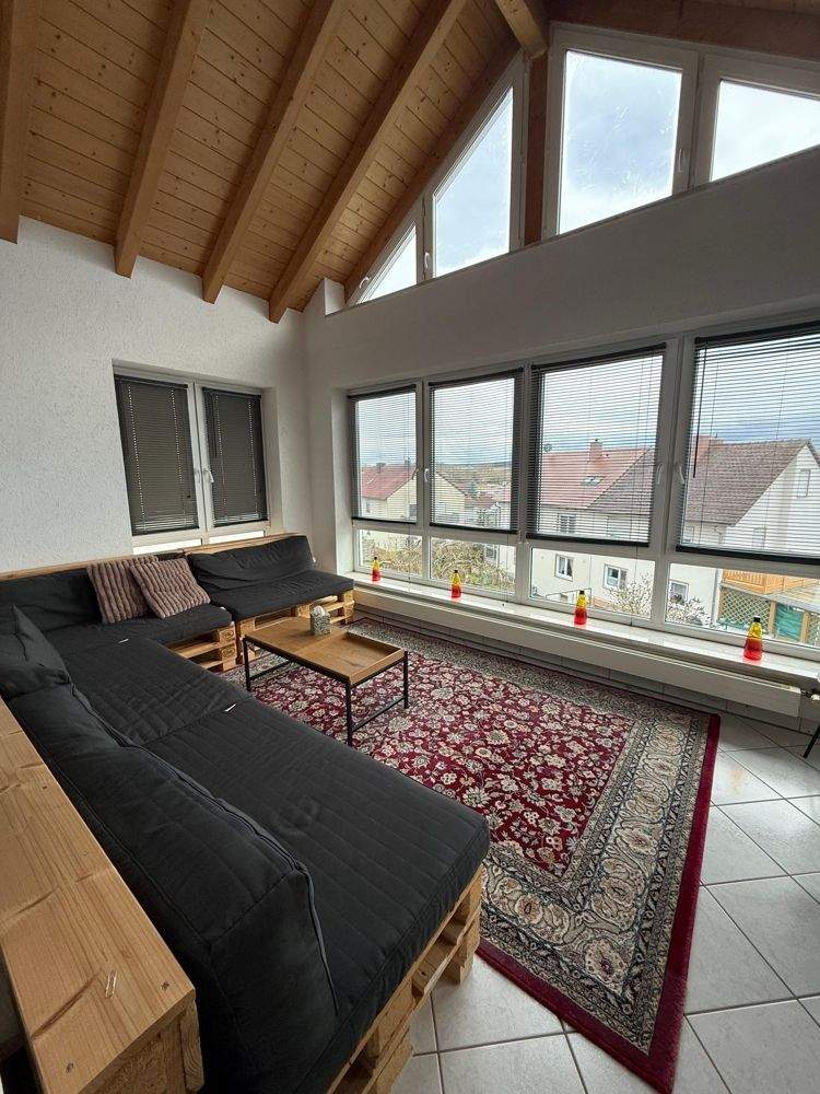 Immobilie in Feuchtwangen - ***WOHNUNG ÜBER 2 ETAGEN ZU VERKAUFEN, mit EBK, Garage und Wintergarten*** - Bild 3