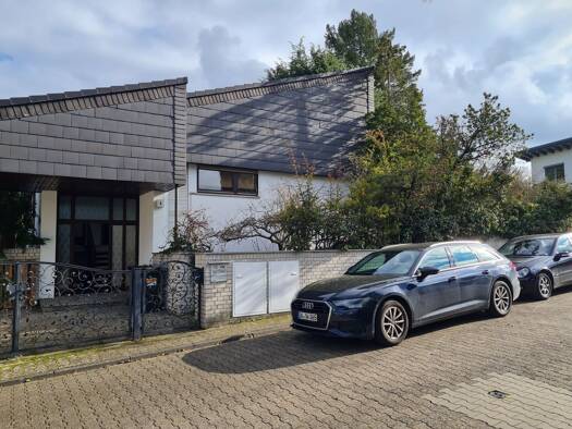 Einfamilienhaus zur Miete 2.480 € 4 Zimmer 178 m² 614 m² Grundstück frei ab 15.04.2026 Eberstadt Darmstadt 64297