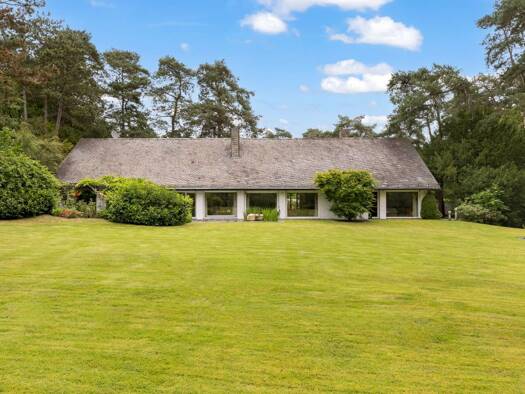 Einfamilienhaus zum Kauf 1.598.000 € 8 Zimmer 388,3 m² 2.244 m² Grundstück Lintorf Ratingen 40885