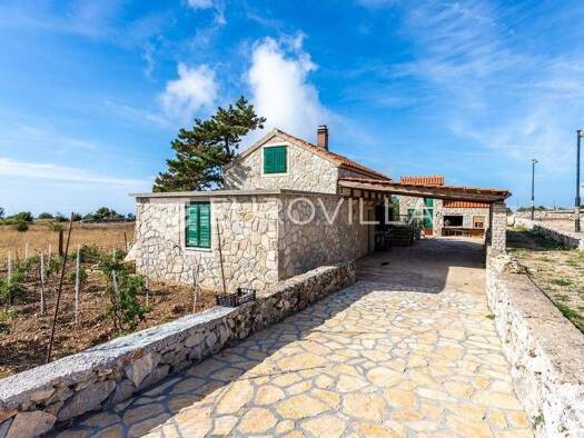 Haus zum Kauf 1.000.000 € 3 Zimmer 352 m² Sveta Nedjelja Stari Grad 21465