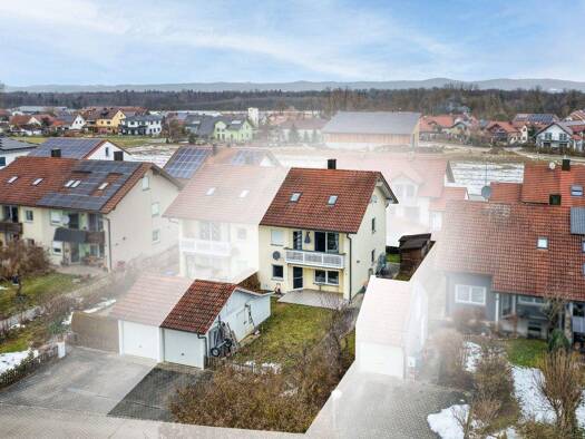 Doppelhaushälfte zum Kauf 429.000 € 5,5 Zimmer 130,3 m² 351 m² Grundstück Rain 94369