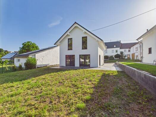 Einfamilienhaus zum Kauf - Erstbezug 495.000 € 4 Zimmer 120 m² 546 m² Grundstück Niederstedem 54636