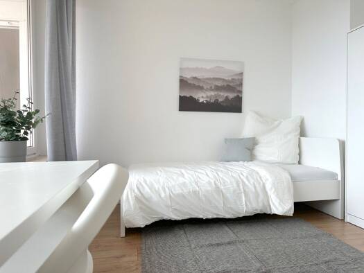 Wohnung zur Miete 530 € 1 Zimmer 15 m² 7. Geschoss frei ab 01.09.2026 Wasgaustraße 45 Unterliederbach West 65929