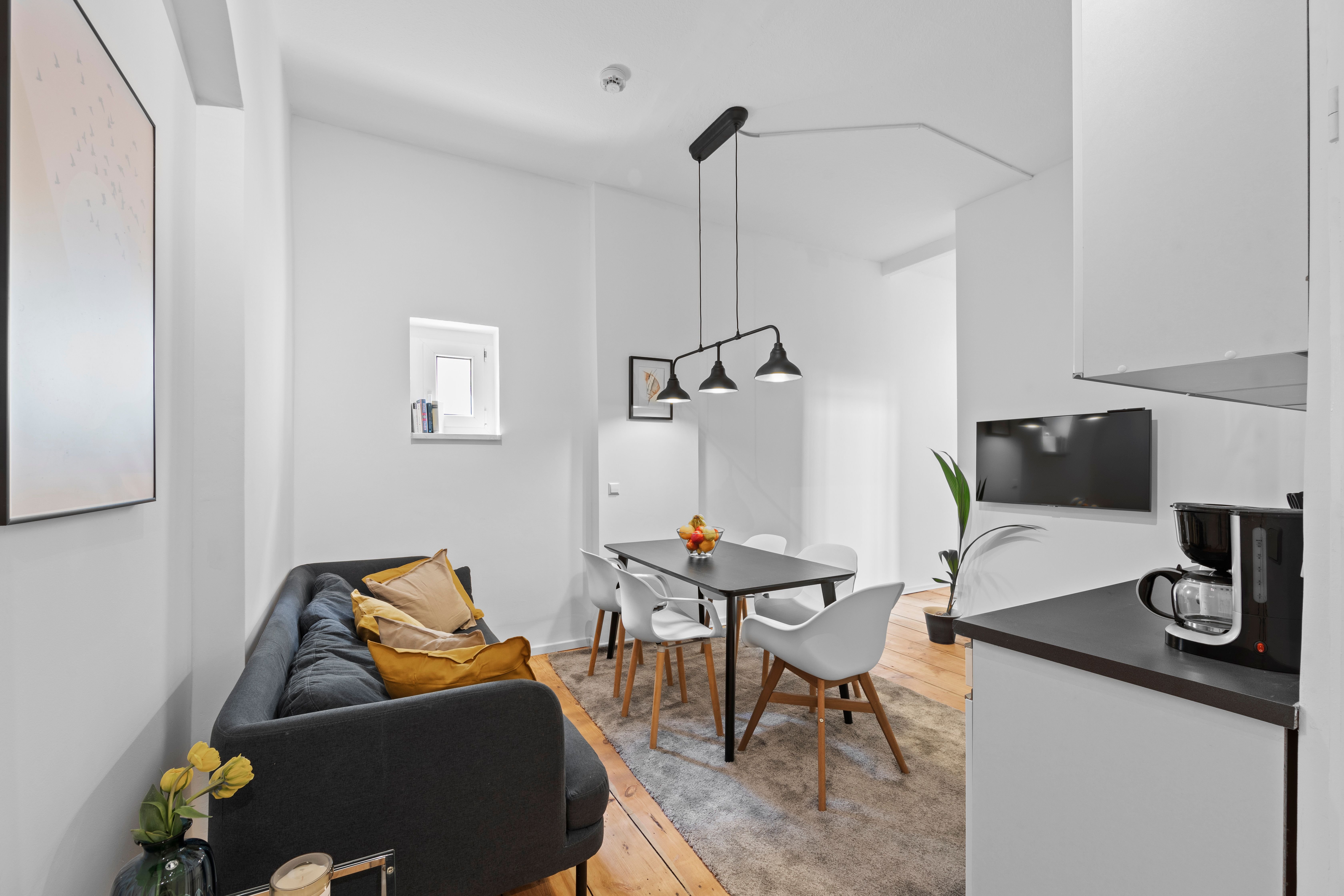 Wohnung zur Miete Wohnen auf Zeit 3.200 € 5 Zimmer 70 m²<br/>Wohnfläche 31.10.2024<br/>Verfügbarkeit Pankow Berlin 13189