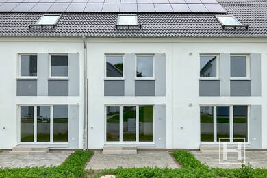 Reihenmittelhaus zum Kauf - Neubau 419.000 € 5 Zimmer 109,3 m² 113 m² Grundstück frei ab 01.07.2025 Bad Segeberg 23795