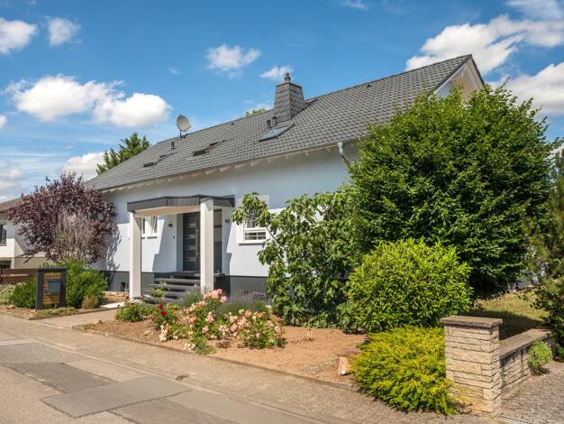 Wohnung zur Miete 1.100 € 4 Zimmer 89 m² 1. Geschoss frei ab 01.01.2027 Jahnstraße 8 Grolsheim 55459
