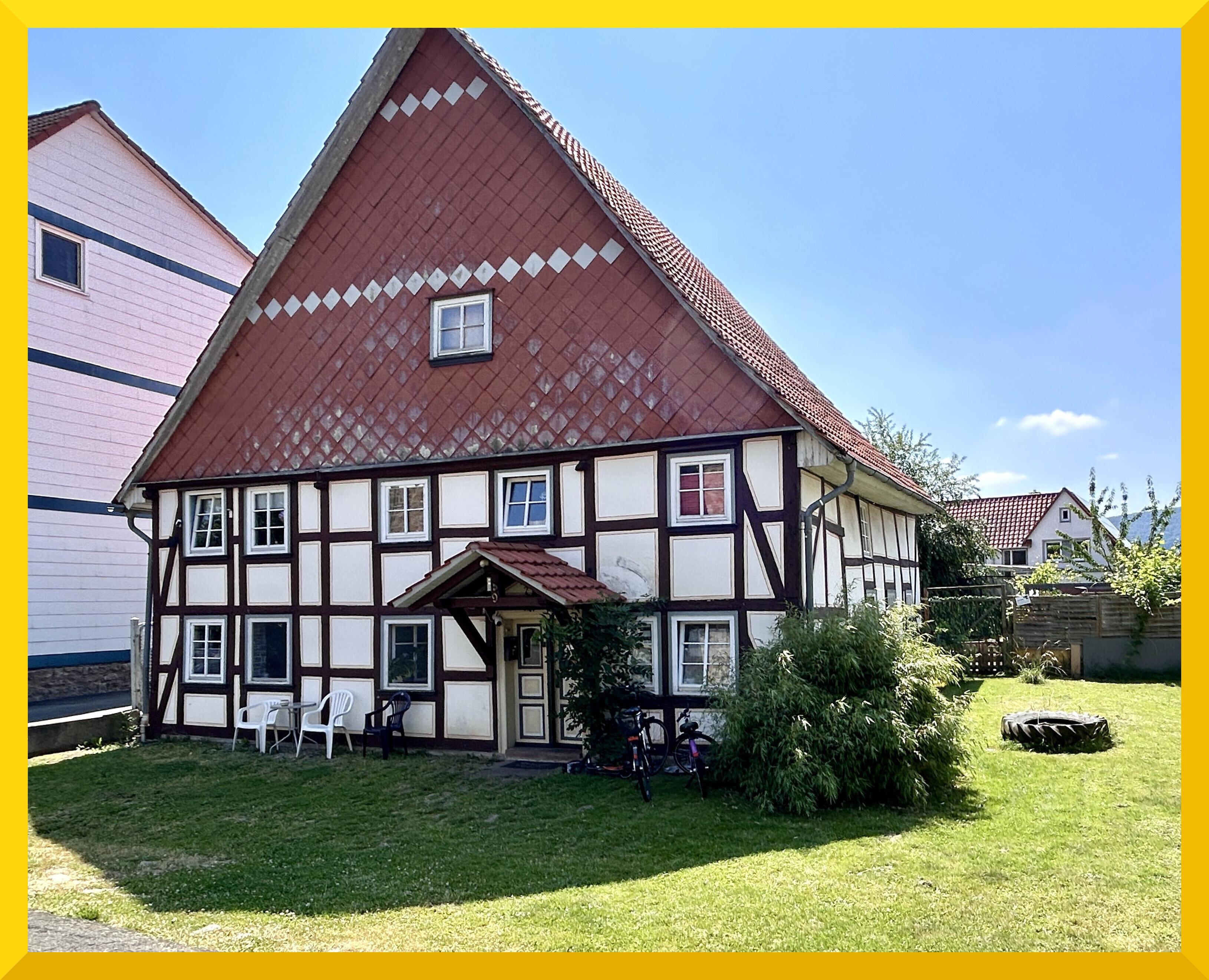 Haus zum Kauf 98.000 € 6 Zimmer 168 m²<br/>Wohnfläche 558 m²<br/>Grundstück Veckerhagen Reinhardshagen 34359