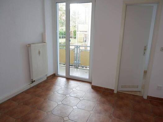 Studio zur Miete 189 € 1 Zimmer 36 m² 1. Geschoss frei ab 01.06.2026 Fichtestr. 16a Lutherviertel Chemnitz 09126