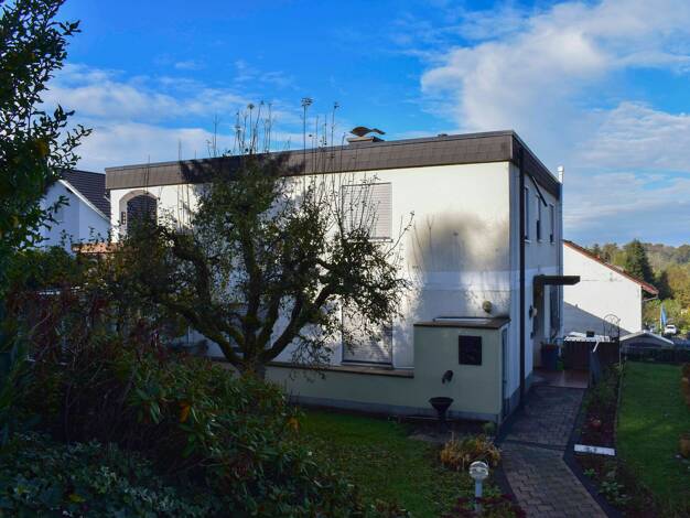 Doppelhaushälfte zum Kauf 549.000 € 6 Zimmer 209 m² 563 m² Grundstück Untergrombach Bruchsal 76646