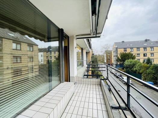 Wohnung zum Kauf 299.000 € 4 Zimmer 90 m² Eller Stadtbezirk 8 40231