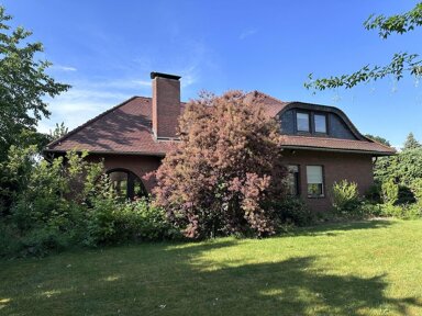 Mehrfamilienhaus zum Kauf provisionsfrei 750.000 € 8 Zimmer 210 m² 1.066 m² Grundstück Vechelde Vechelde 38159