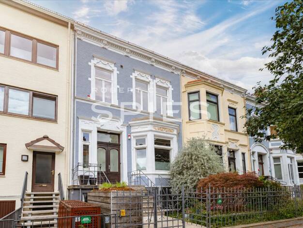 Maisonette zur Miete 2.050 € 5 Zimmer 173 m² frei ab 01.11.2026 Bürgerpark Ost 28209