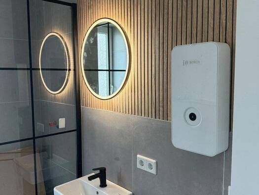 Wohnung zur Miete 675 € 2 Zimmer 42 m² 4. Geschoss Dorotheenstraße 20 Westliche Höhe Flensburg 24939
