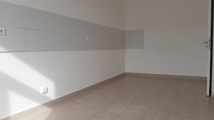 4-Zimmer-Dachgeschoss-Maisonette mit Blick ins Grüne, mit Balkon – Zietenstraße 30, 9130 Chemnitz – Vorschaubild 16