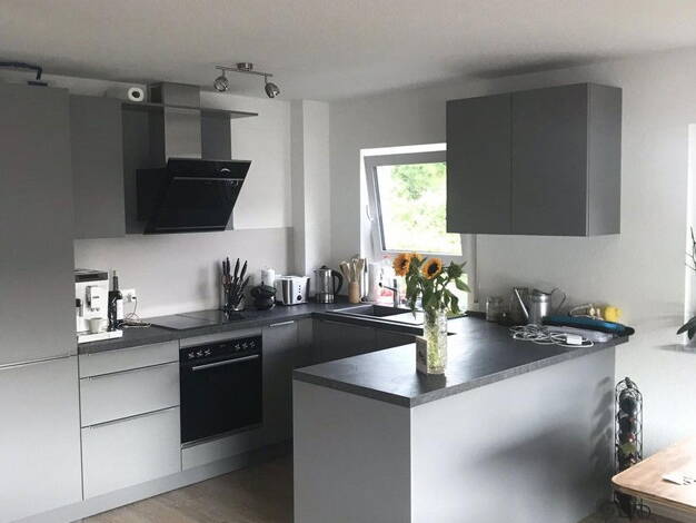 Wohnung zur Miete 1.520 € 3 Zimmer 106 m² Dachgeschoss, 2. Geschoss frei ab 01.09.2025 Lindenstraße 30 Bempflingen Bempflingen 72658