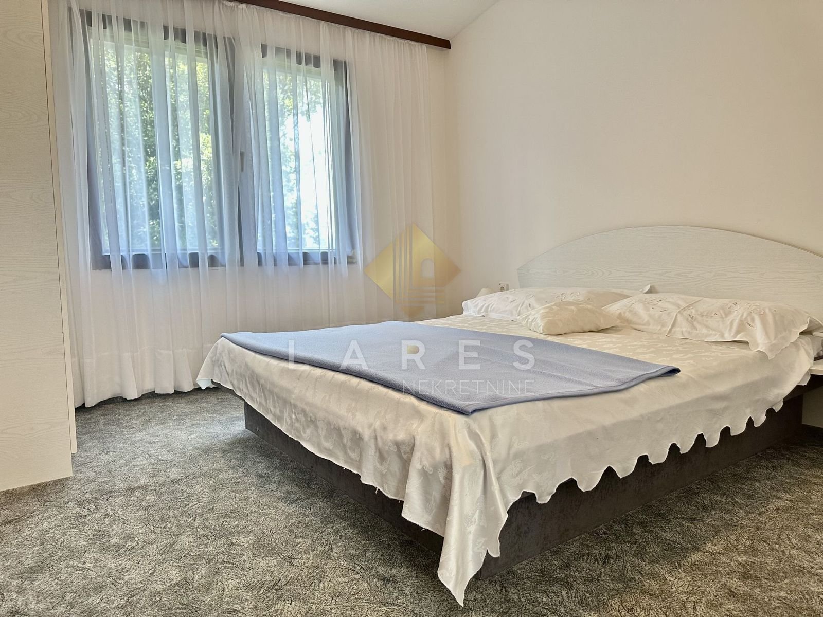 Haus zum Kauf 362.500 € 14 Zimmer 245 m²<br/>Wohnfläche 300 m²<br/>Grundstück Krusevo