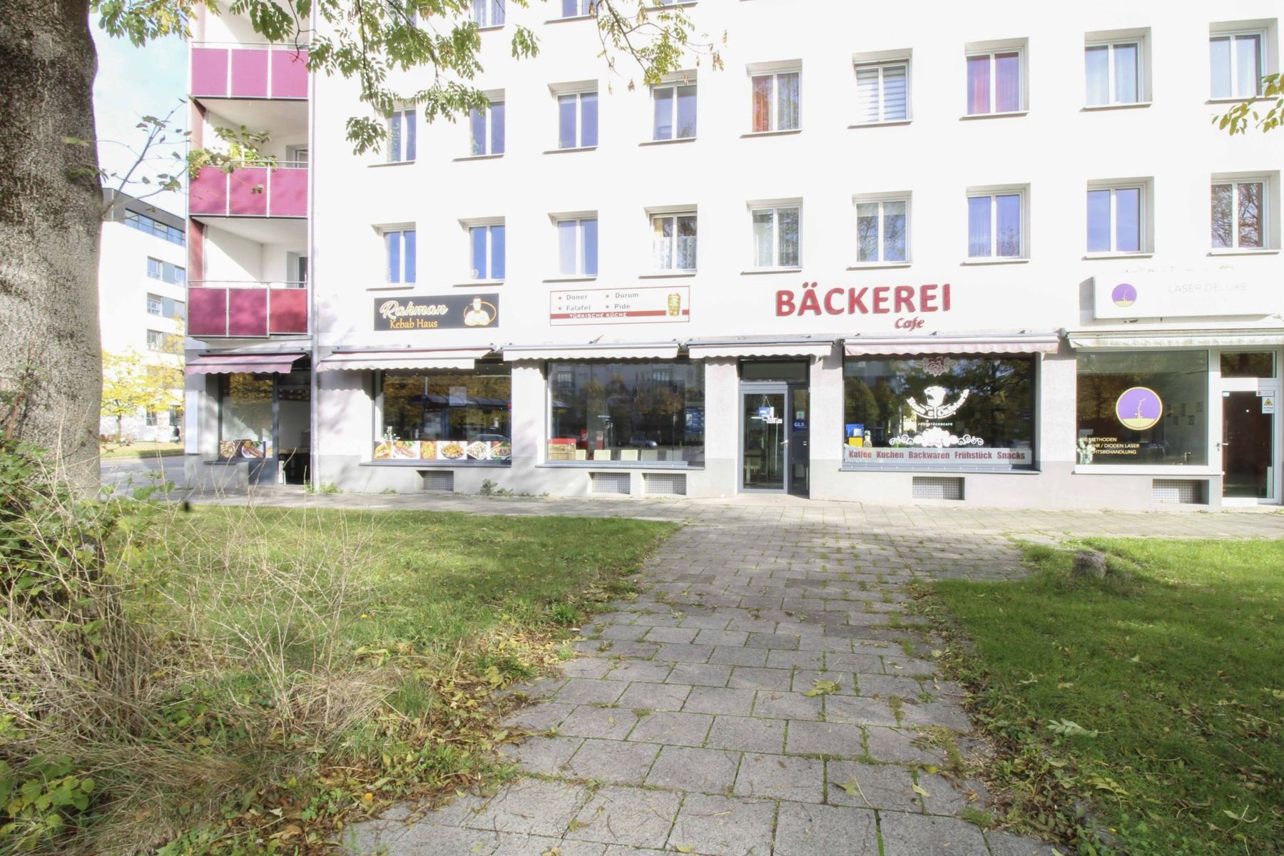 Laden zum Kauf 2.792 € 250 m²<br/>Verkaufsfläche ab 56 m²<br/>Teilbarkeit Ramersdorf München 81669