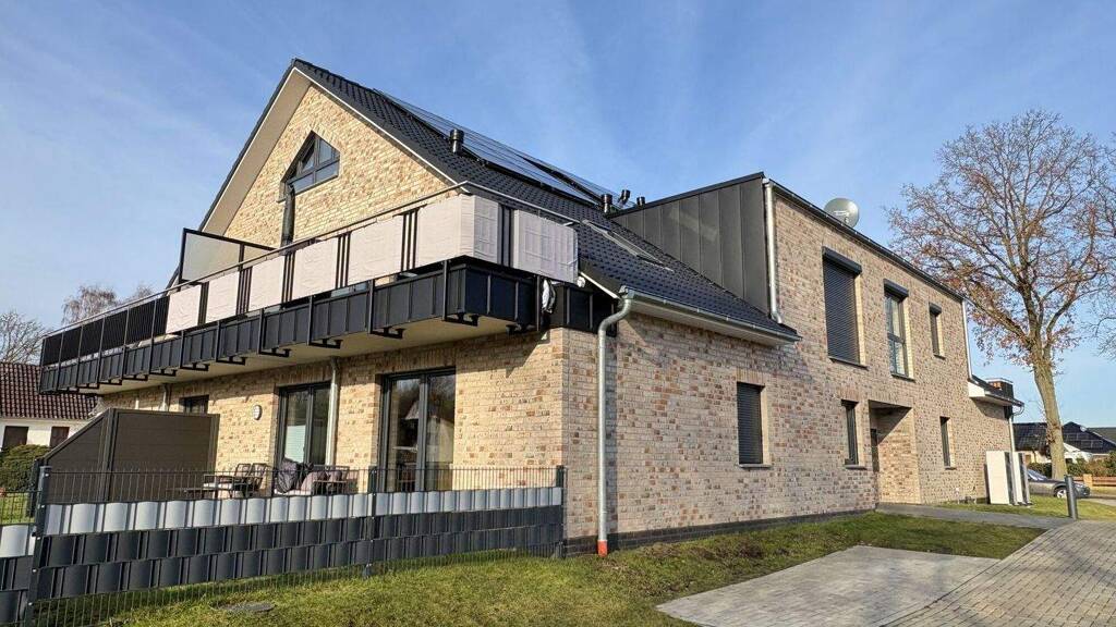 Wohnung zum Kauf 326.000 € 3 Zimmer 82 m² 1. Geschoss Groß Mackenstedt Stuhr 28816