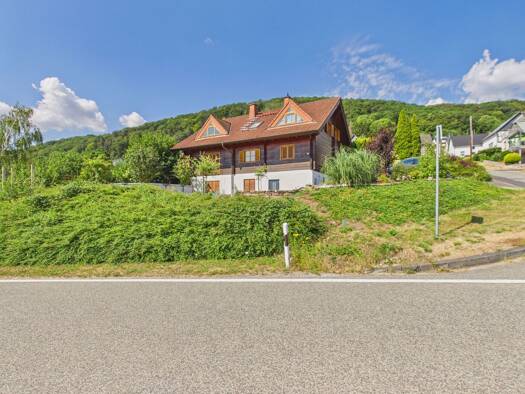 Einfamilienhaus zum Kauf 449.000 € 11 Zimmer 210 m² 1.054 m² Grundstück frei ab sofort Rheinbay Boppard 56154