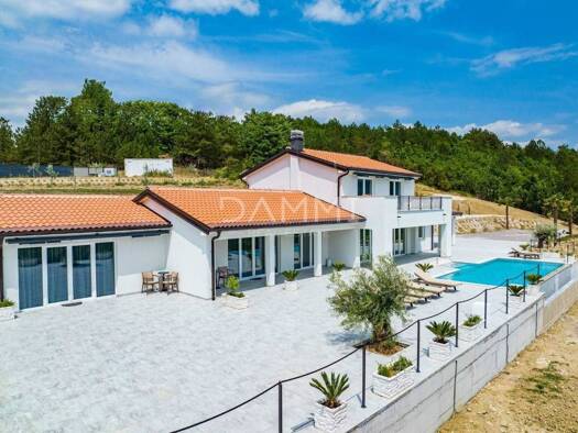 Einfamilienhaus zum Kauf - Erstbezug 1.850.000 € 4 Zimmer 20.000 m² Cerovlje 52402