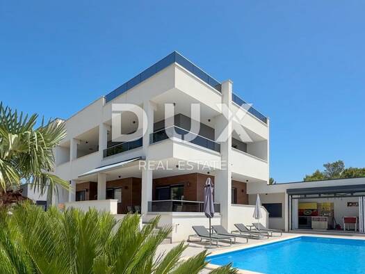 Einfamilienhaus zum Kauf 1.299.000 € 6 Zimmer 745 m² Grundstück Medulin 52203