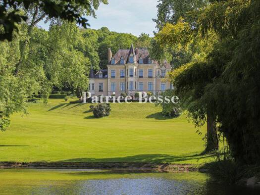 Land-/Forstwirtschaft zum Kauf 5.000.000 € 133.185 m² Grundstück Gare-Leclerc Le Mans 72000