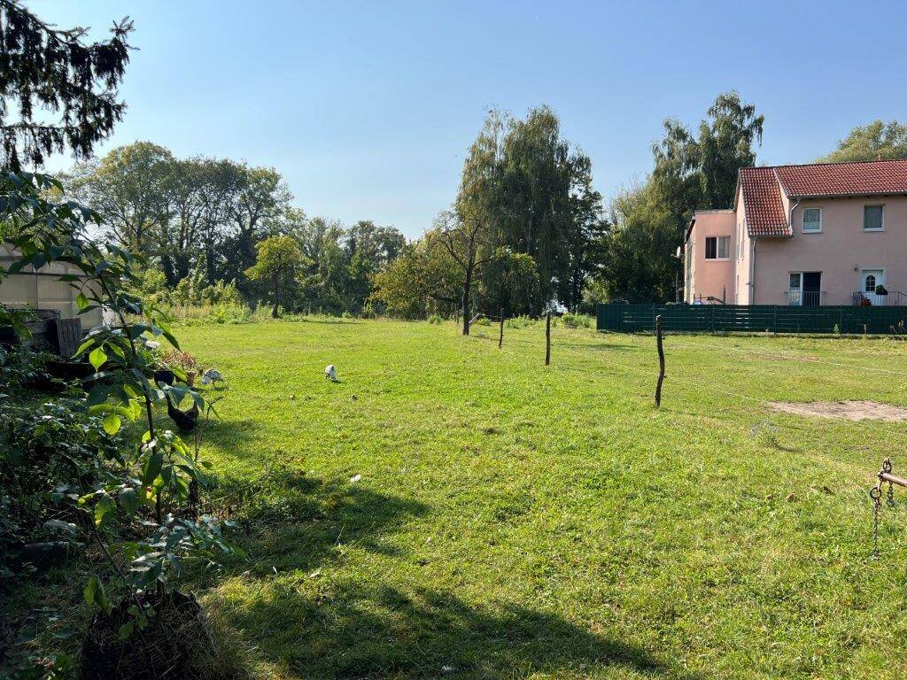 Erschlossenes Grundstück, mit Entwicklungspotenzial, 3.800 qm, in Wassernähe, in Potsdam - Grube