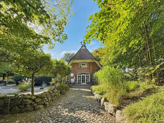 Haus zum Kauf 680,4 m² 3.491 m² Grundstück Witzhave 22969