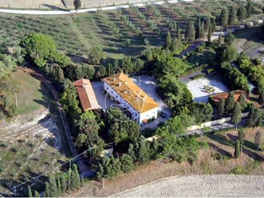 Bauernhaus zum Kauf 23.000.000 € 3 Zimmer 20.000 m² 7.000.000 m² Grundstück Livourne