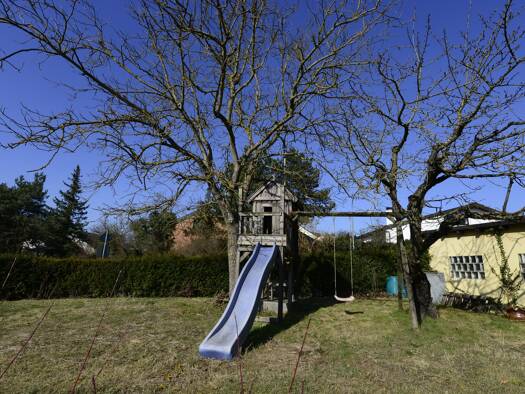 Mehrfamilienhaus zum Kauf 795.000 € 8 Zimmer 195 m² 846 m² Grundstück frei ab sofort Würzburg 97074