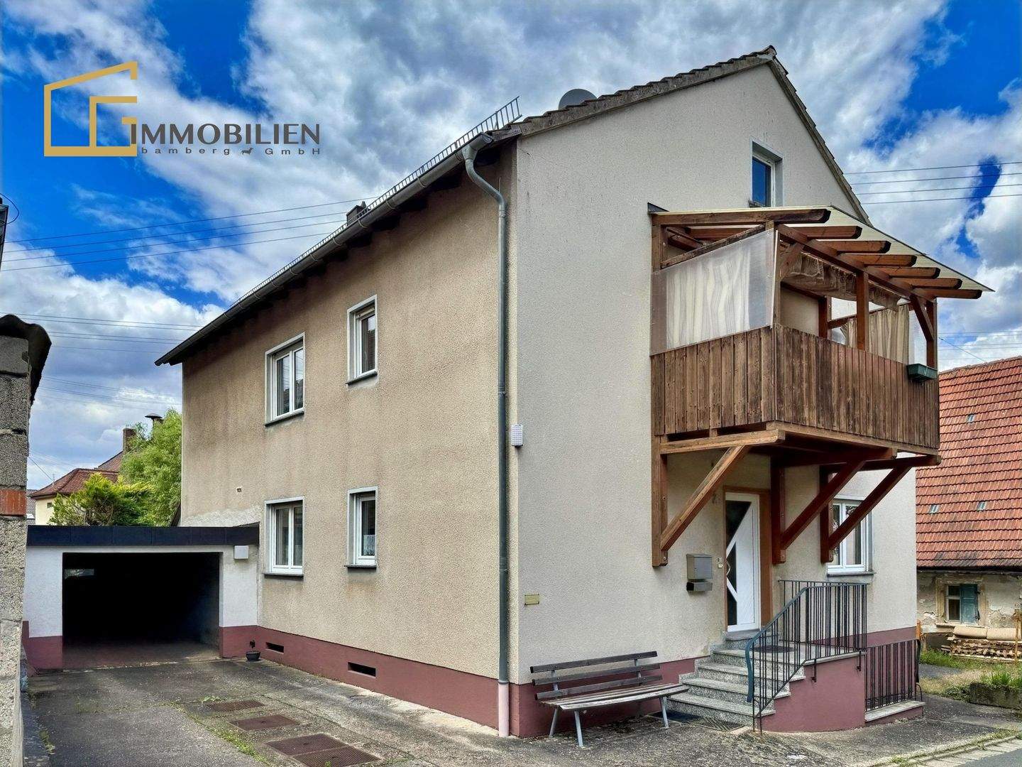 Immobilie in Scheßlitz - Zweifamilienhaus mit viel Raum für Hobby & Handwerk - Bild 2