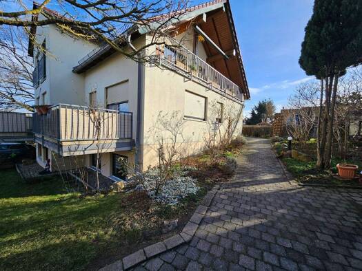 Mehrfamilienhaus zum Kauf als Kapitalanlage geeignet 699.000 € 351 m² 833 m² Grundstück Südstraße Weißig Dresden 01328