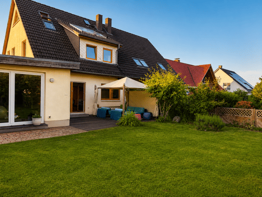 Einfamilienhaus zur Miete 2.642 € 7 Zimmer 177 m² 606 m² Grundstück frei ab 01.08.2026 Gänseblümchenweg Brinckmansdorf Rostock 18055