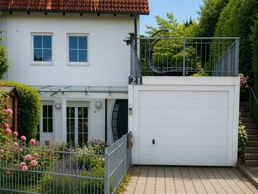 Doppelhaushälfte zum Kauf provisionsfrei 749.000 € 4 Zimmer 135 m² 308 m² Grundstück Peter u. Paul Landshut 84028