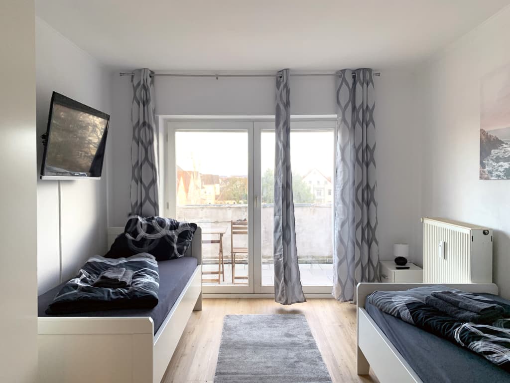 Wohnung zur Miete Wohnen auf Zeit 1.733 € 1 Zimmer 31 m²<br/>Wohnfläche ab sofort<br/>Verfügbarkeit Iburger Straße Schölerberg 142 Osnabrück 49082