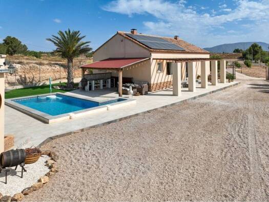 Chalet zum Kauf 329.500 € 3 Zimmer 112 m² 13.007 m² Grundstück Pinós 03650