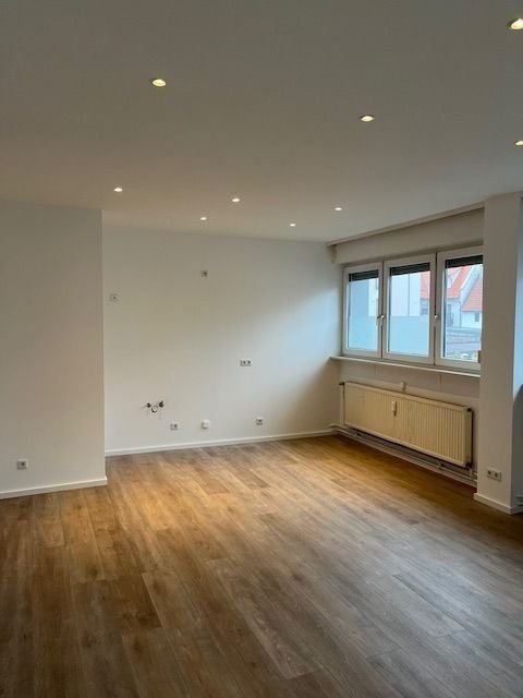 Wohnung zur Miete 990 € 2 Zimmer 86 m²<br/>Wohnfläche 1.<br/>Geschoss ab sofort<br/>Verfügbarkeit Philipp-Reis-Straße 10 Gelnhausen Gelnhausen 63571