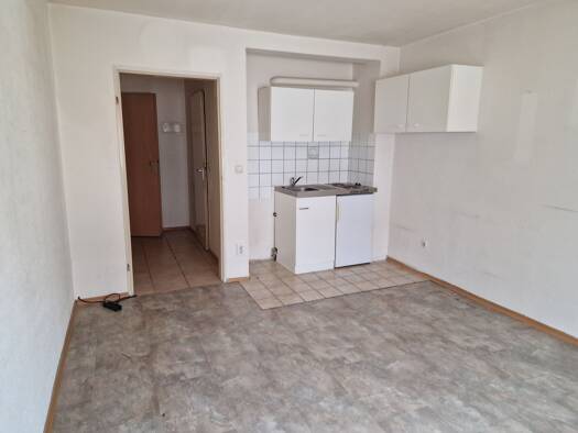 Wohnung zur Miete 250 € 1 Zimmer 20,8 m² 4. Geschoss frei ab sofort Hohenstaufenstraße 9 Nordstadt Pforzheim 75177