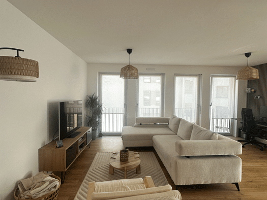 Wohnung zur Miete 810 € 2 Zimmer 70 m² Geschoss 3/5 Bahnhofsviertel Frankfurt am Main 60329