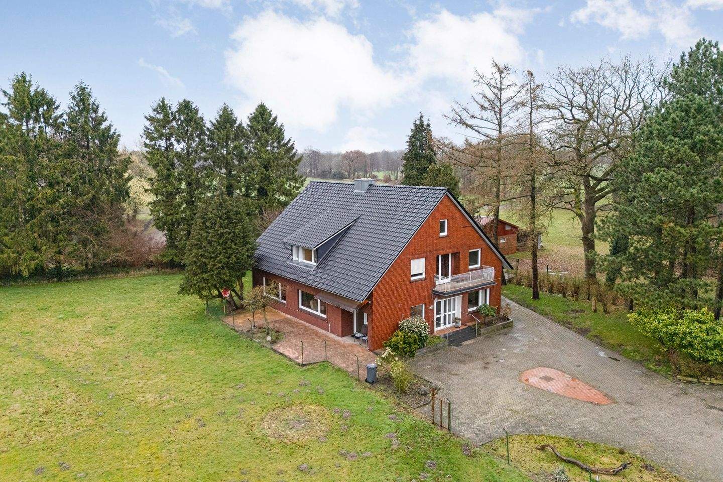 Immobilie in Wilsum - Freistehend wohnen im Grünen – großzügiges Grundstück und viel Potenzial nahe der niederländischen Grenze - Bild 0