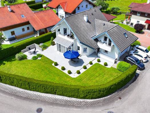 Einfamilienhaus zum Kauf 1.490.000 € 9 Zimmer 230 m² 743 m² Grundstück Innerschwand am Mondsee 5311