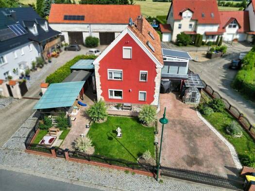 Einfamilienhaus zum Kauf 225.000 € 8 Zimmer 230 m² 537 m² Grundstück frei ab sofort Weßnitz Großenhain 01558