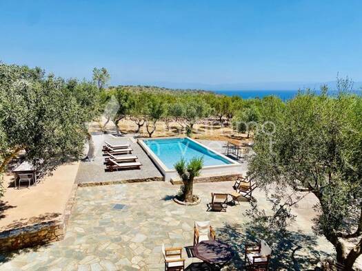 Villa zum Kauf 700.000 € 4 Zimmer 180 m² 3.100 m² Grundstück Municipality of East Mani 232 00