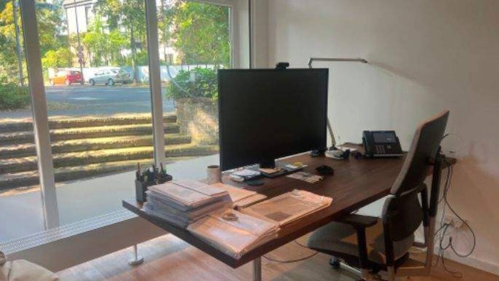 Bürofläche zur Miete provisionsfrei 1.000 € 23 m² Bürofläche Marienburger Straße Marienburg Köln 50968