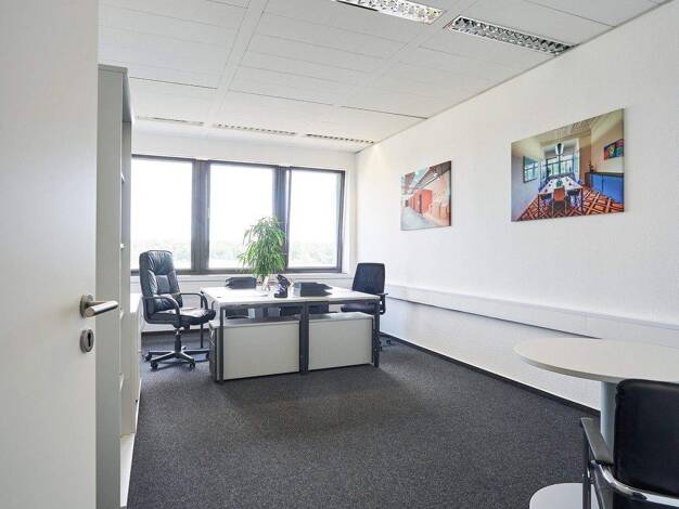 Bürofläche zur Miete 340 € 18,6 m² Bürofläche Carl-Legien-Str. 15 Bieber Offenbach 63073