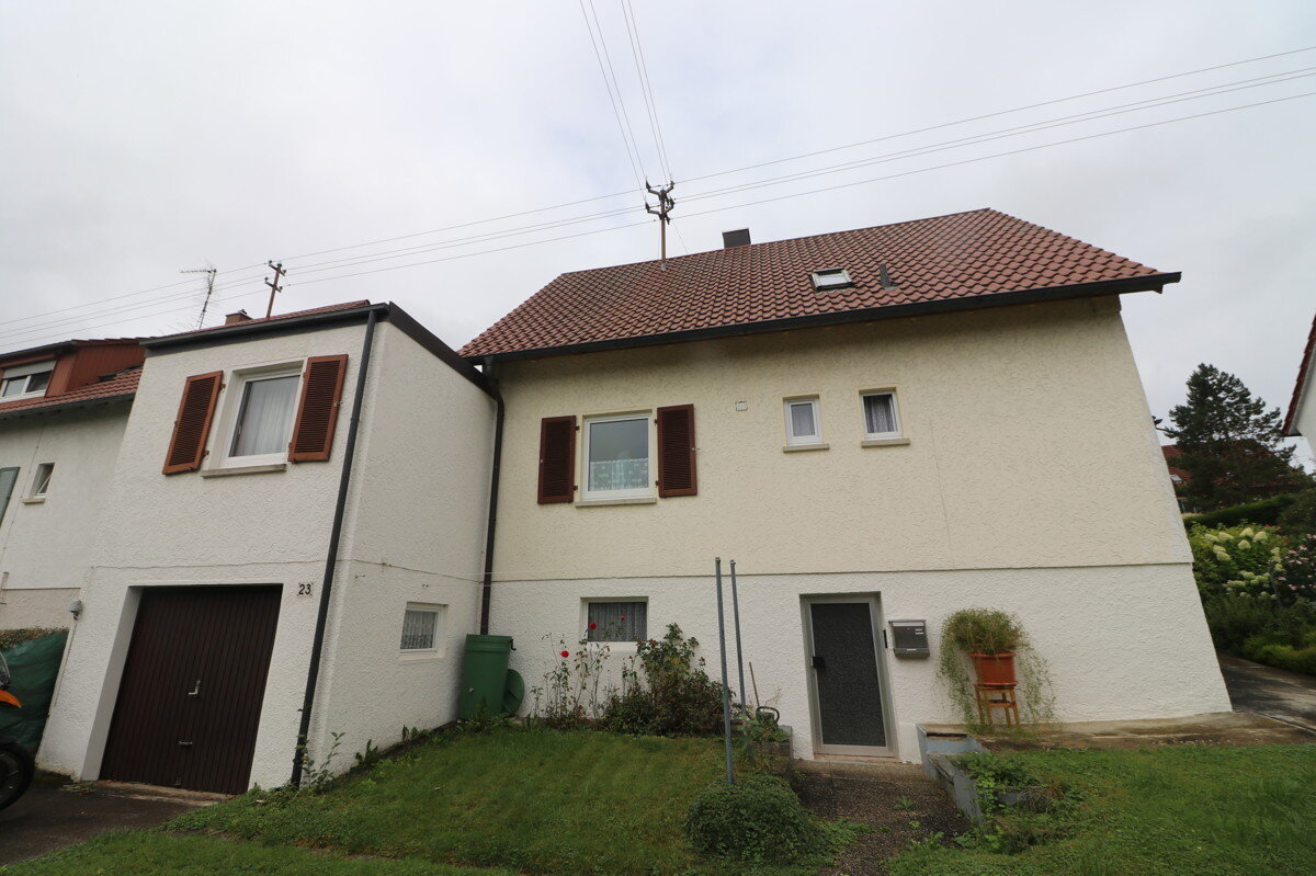 Mehrfamilienhaus zum Kauf 295.000 € 6,5 Zimmer 132,3 m²<br/>Wohnfläche 670 m²<br/>Grundstück Munderkingen 89597