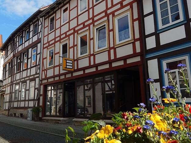 Wohn- und Geschäftshaus zum Kauf als Kapitalanlage geeignet 138.000 € 7 Zimmer 223 m² 158 m² Grundstück Bad Gandersheim Bad Gandersheim 37581